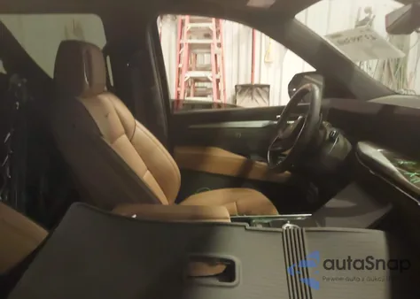 2025 Cadillac Escalade Premium Luxury z USA, uszkodzony, nr VIN 1GYS9BRL4SR152136